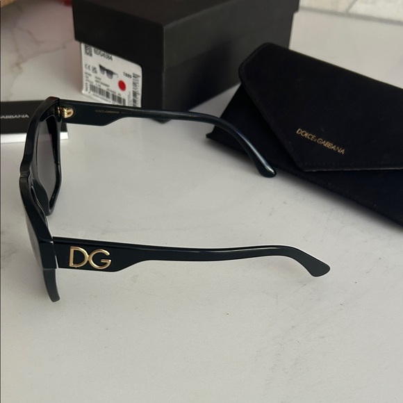 Dolce & Gabbana Black Square Sunglasses main image 4